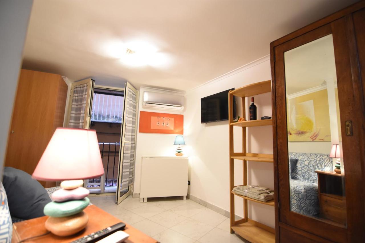 Lilliput Apartment Неаполь Экстерьер фото