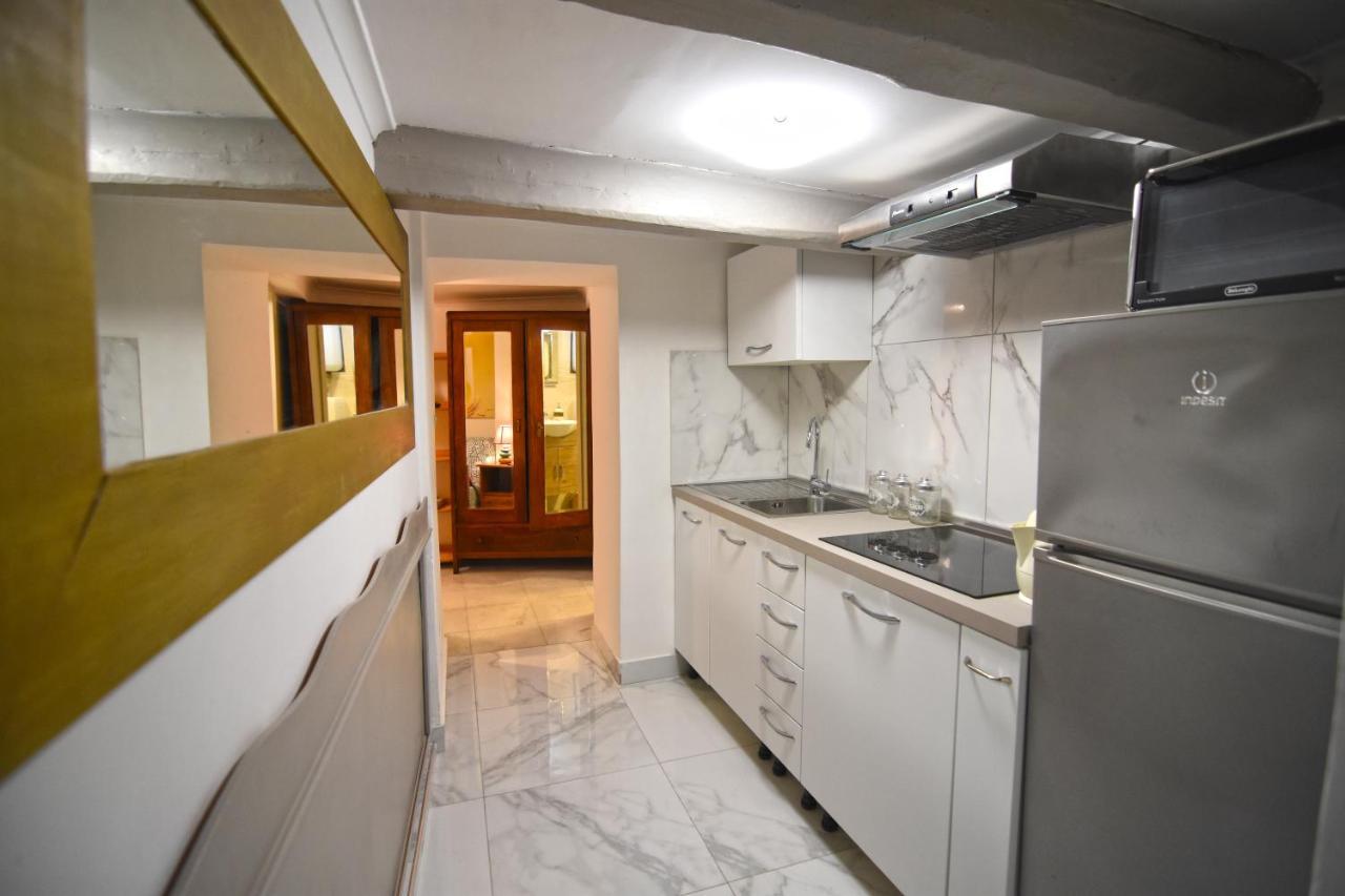 Lilliput Apartment Неаполь Экстерьер фото